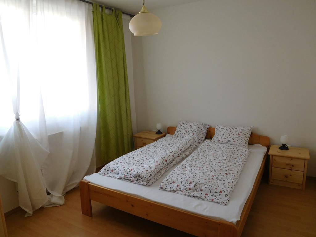 Jade Apartment Hegyko Bagian luar foto