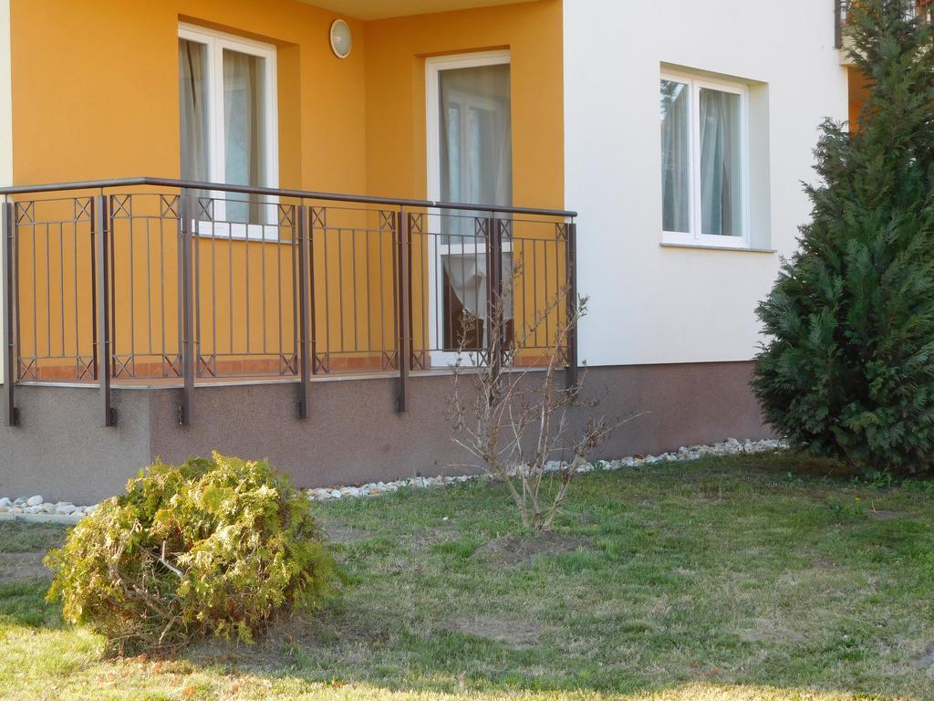 Jade Apartment Hegyko Bagian luar foto